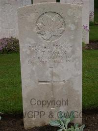 Etaples Military Cemetery - Foster, J T
